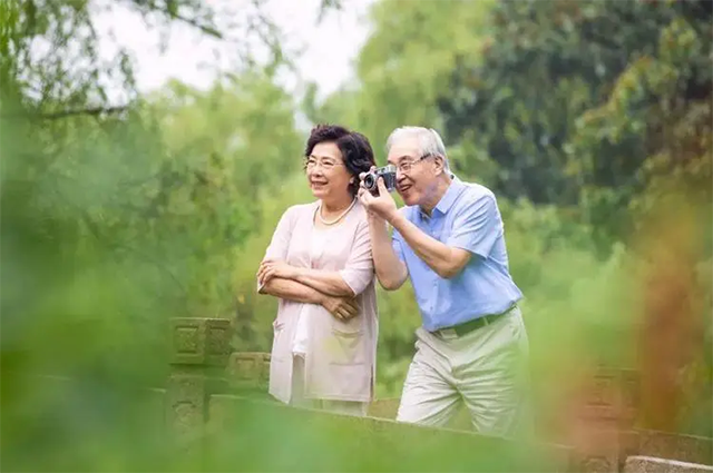 北京老人护理一个月多少钱(北京做住家护理老人)