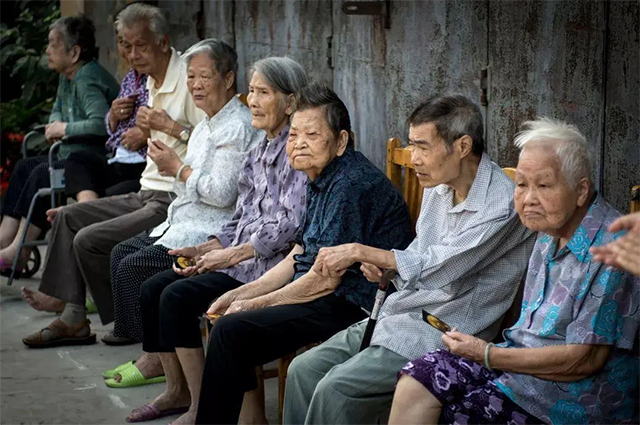 老年人的心理特点是什么（老年人的心理特征是什么）